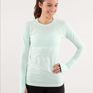 Long sleeve lululemon run swiftly shirt